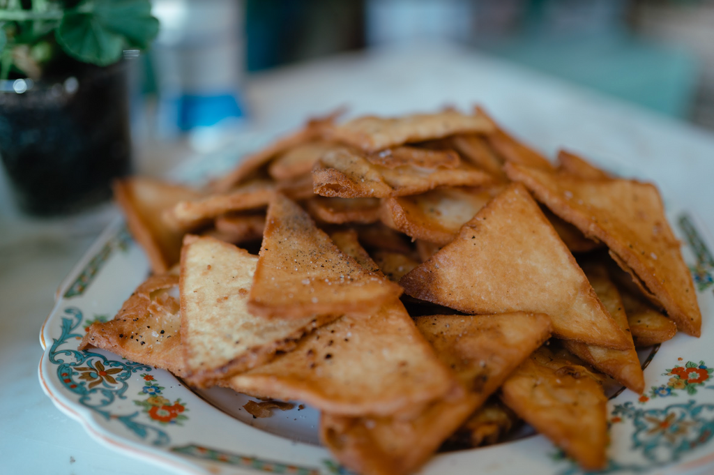 A Tranquil Spring Luncheon with Table & Thyme baked pita chips