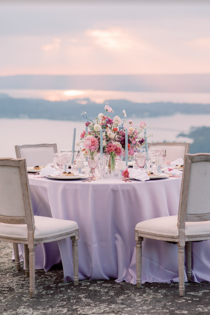 A Sunset Blush Wedding Photoshoot for Alabama Weddings’ 2022 Wanderlust Issue.