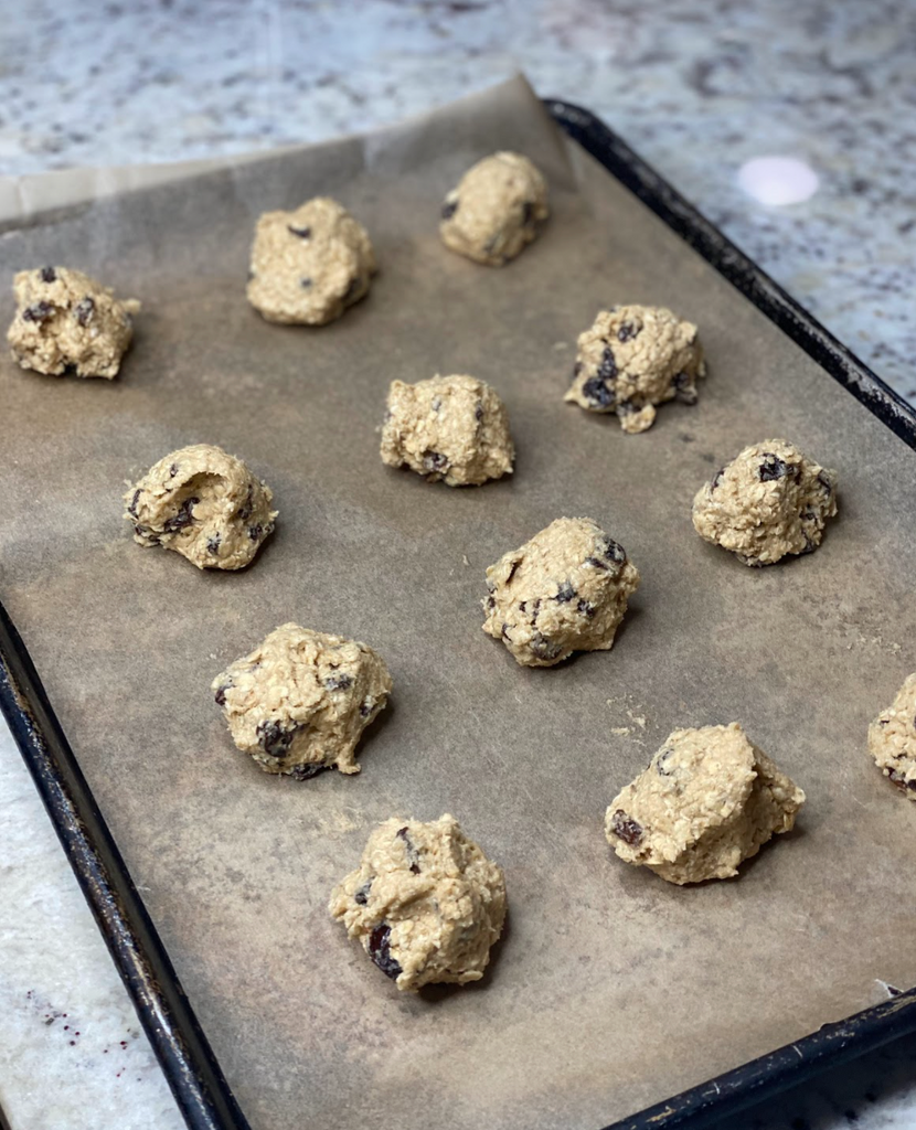 Easy and Cozy Homemade Oatmeal Raisin Cookies Recipe