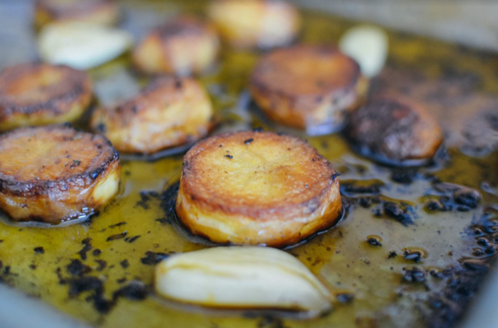 rosemary garlic melting potatoes recipe roasted potatoes with garlic cloves