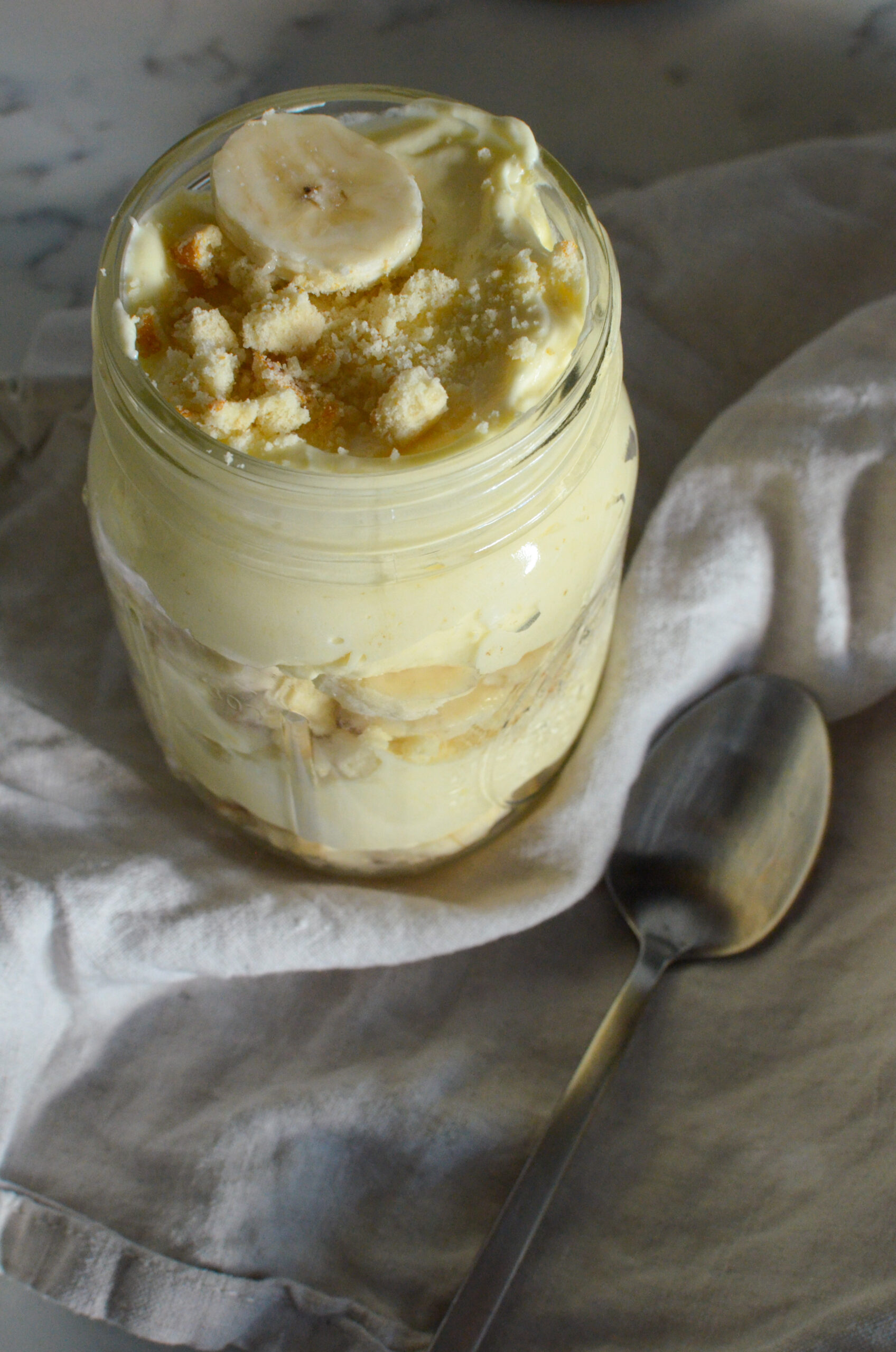 Made with fresh and ripe bananas, sweetened condensed milk, cream cheese and Chessmen cookies, this dessert is a recreation of a Southern classic.